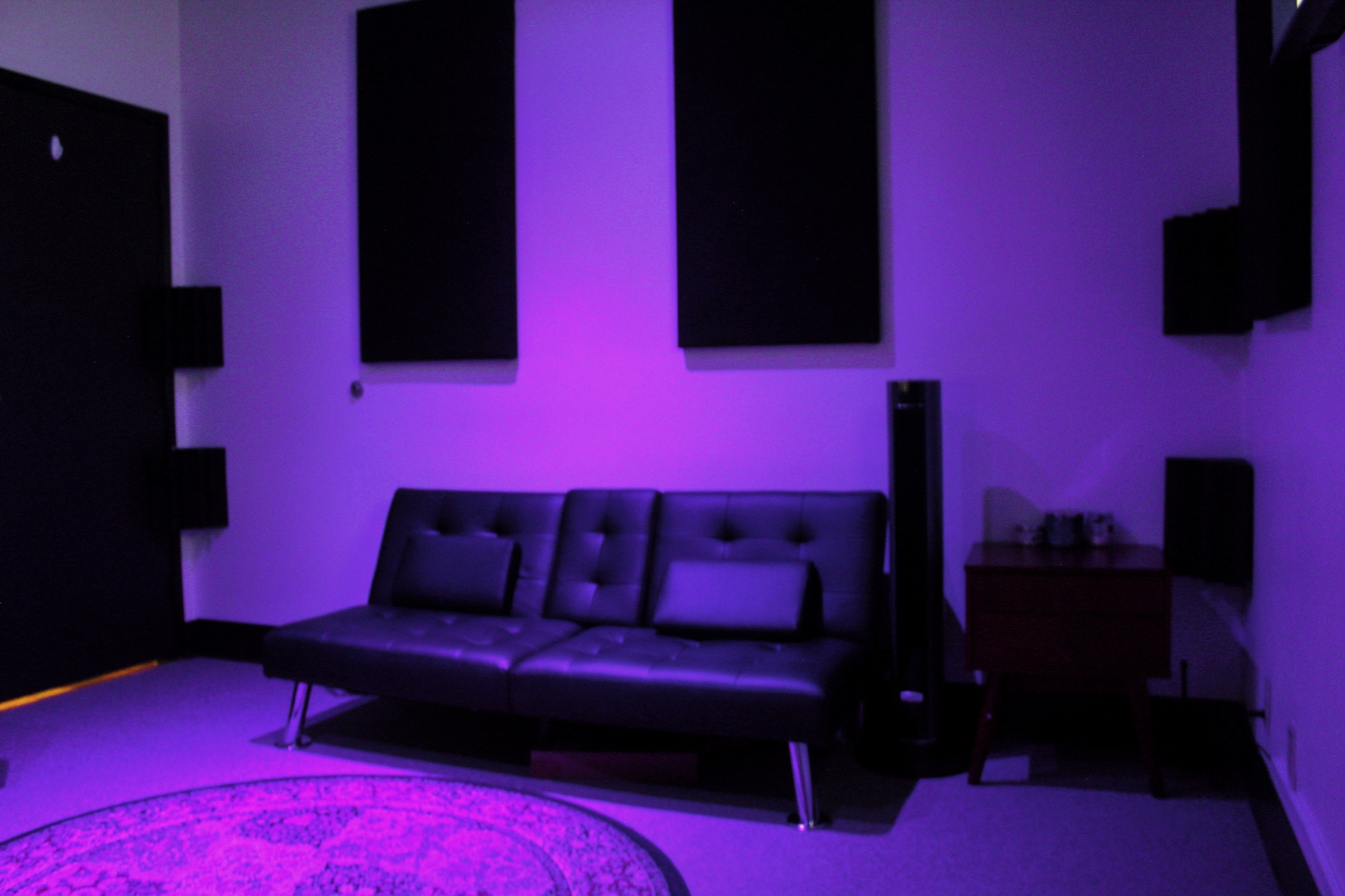 DHE Studio monitor setup